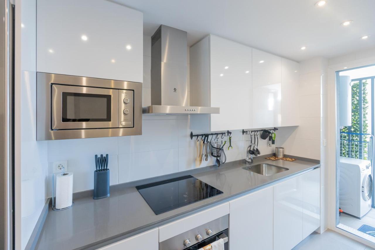 Marbella Luxury Brand New 2-Bedroom Apartment, 3 Min Walk To The Beach! Exterior photo