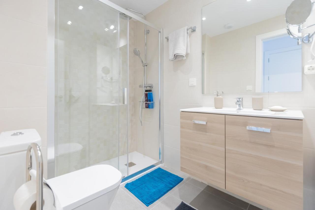 Marbella Luxury Brand New 2-Bedroom Apartment, 3 Min Walk To The Beach! Exterior photo